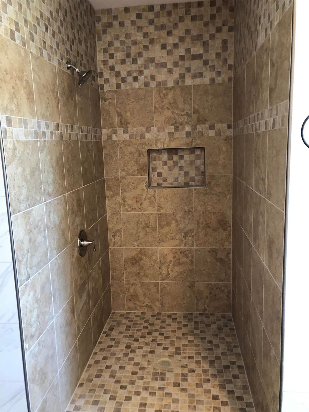 866 Brenda Pl. Photo 15