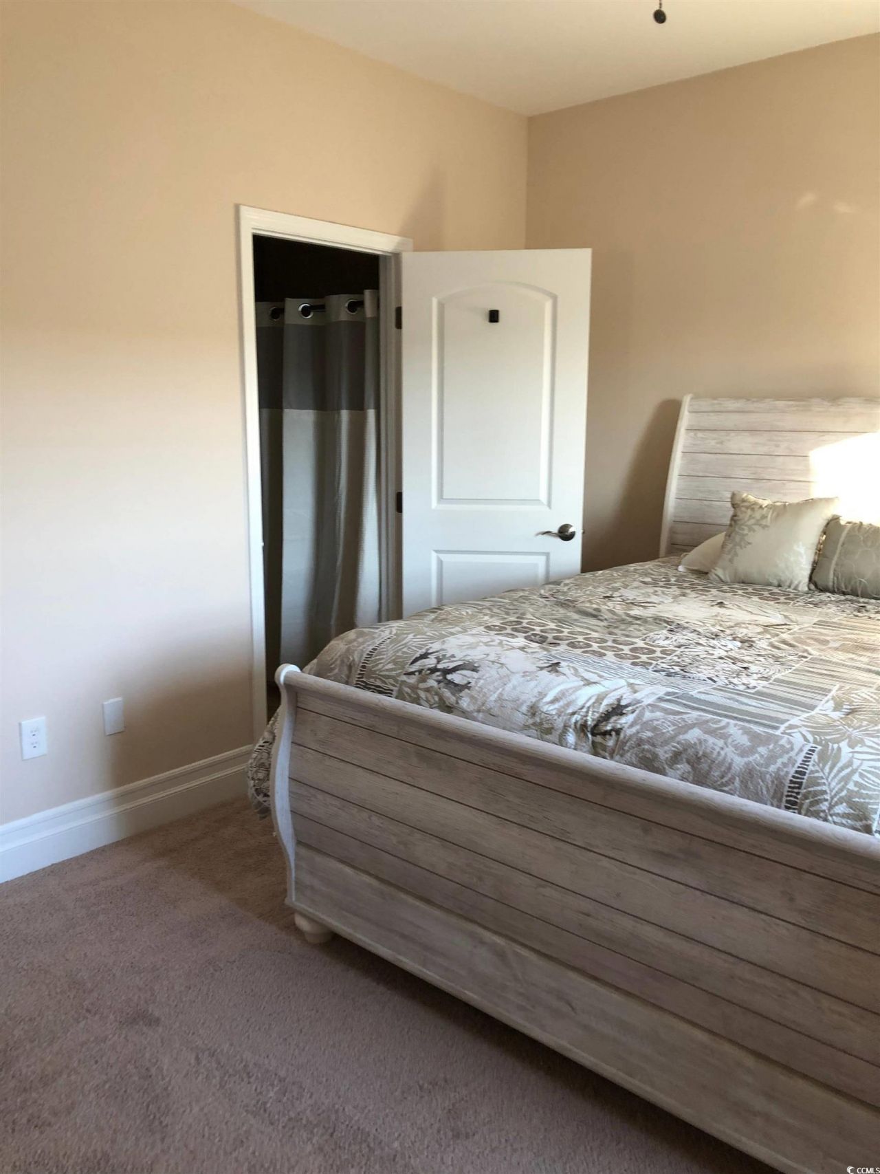 866 Brenda Pl. Photo 27