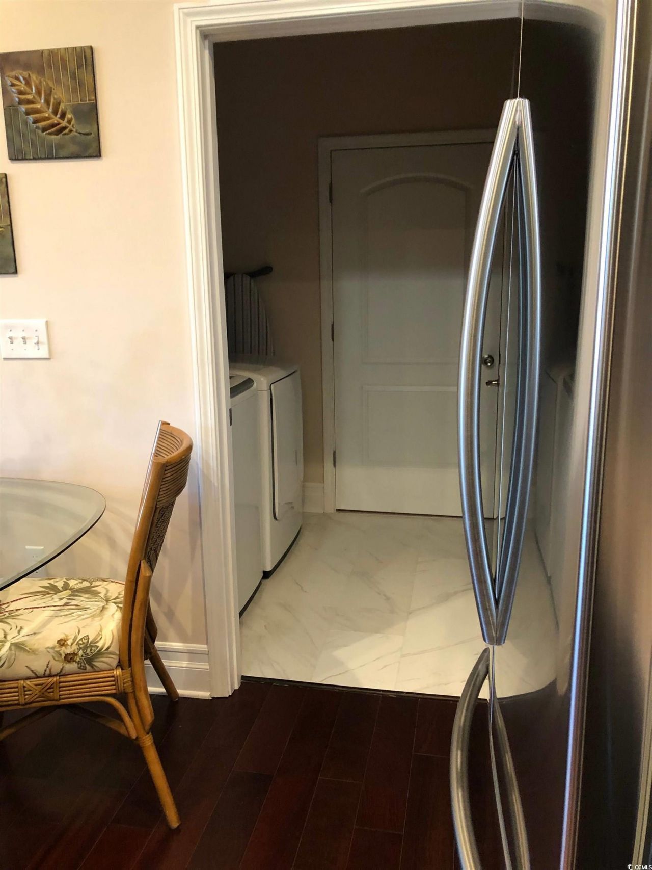 866 Brenda Pl. Photo 33