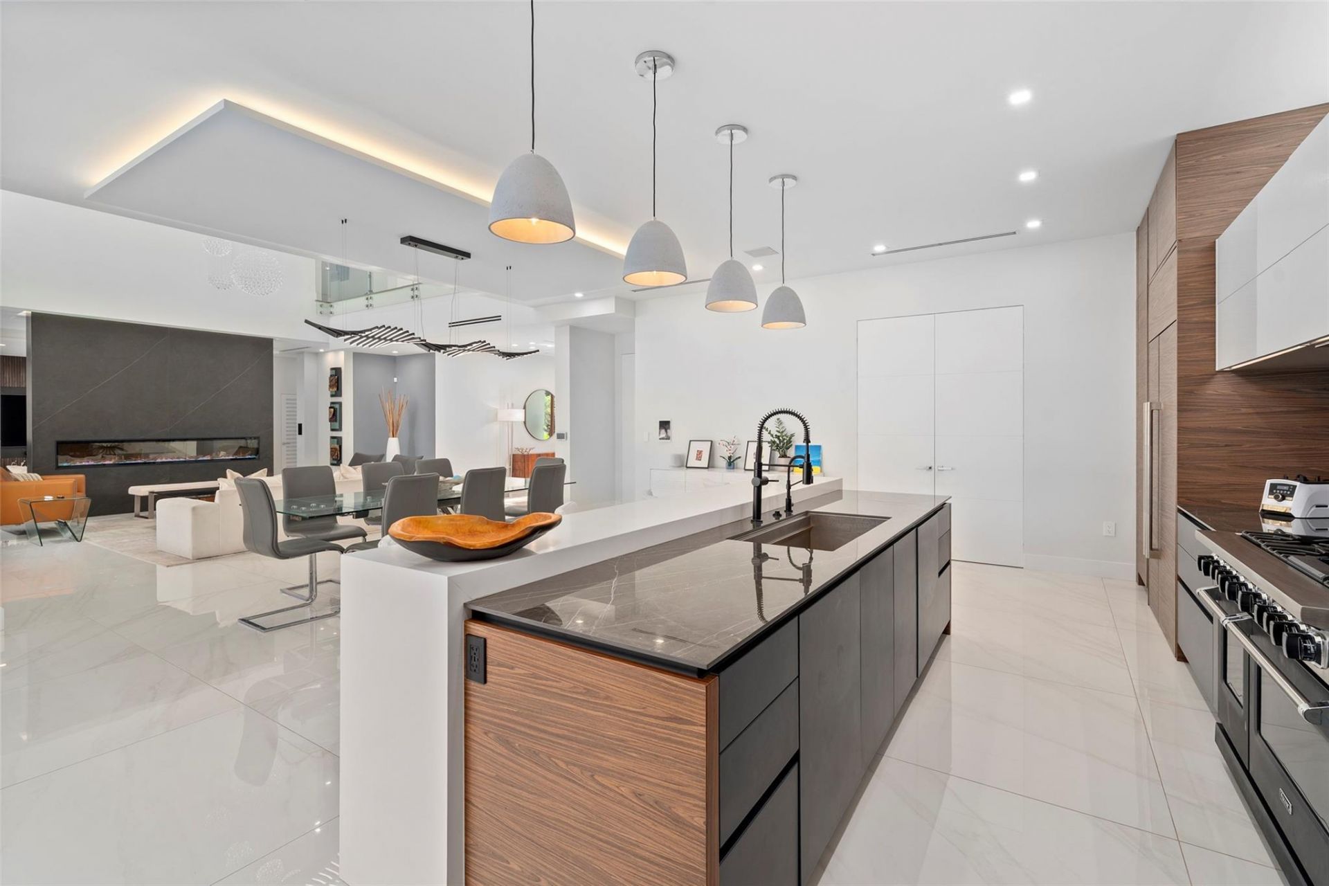 2631 NE 48th Ct, Lighthouse Point, FL 33064 Photo