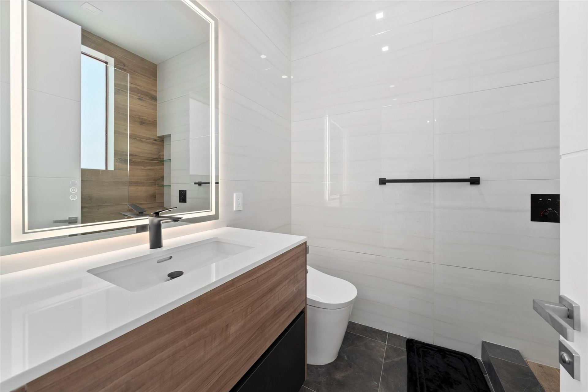 2631 NE 48th Ct, Lighthouse Point, FL 33064 Photo