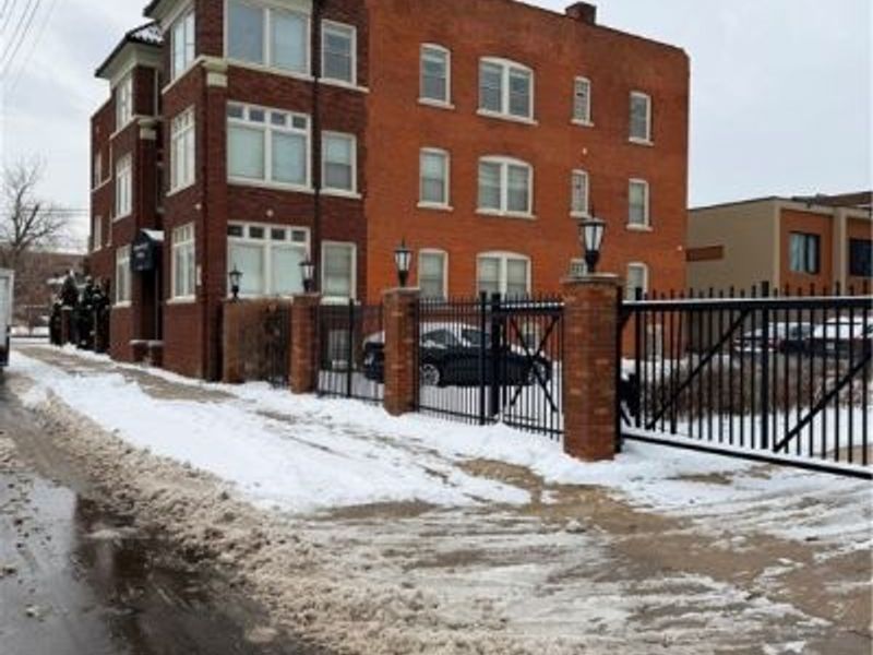 11433 Ashbury Avenue, Unit 12, Cleveland, OH 44106 Photo 6