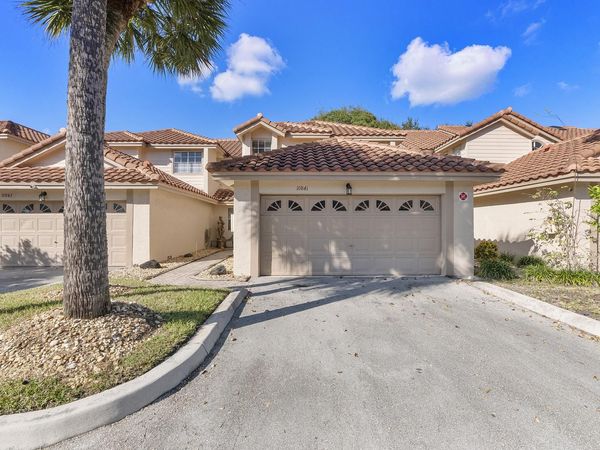 10841 Cypress Glen Dr, Unit 10841, Coral Springs, FL 33071