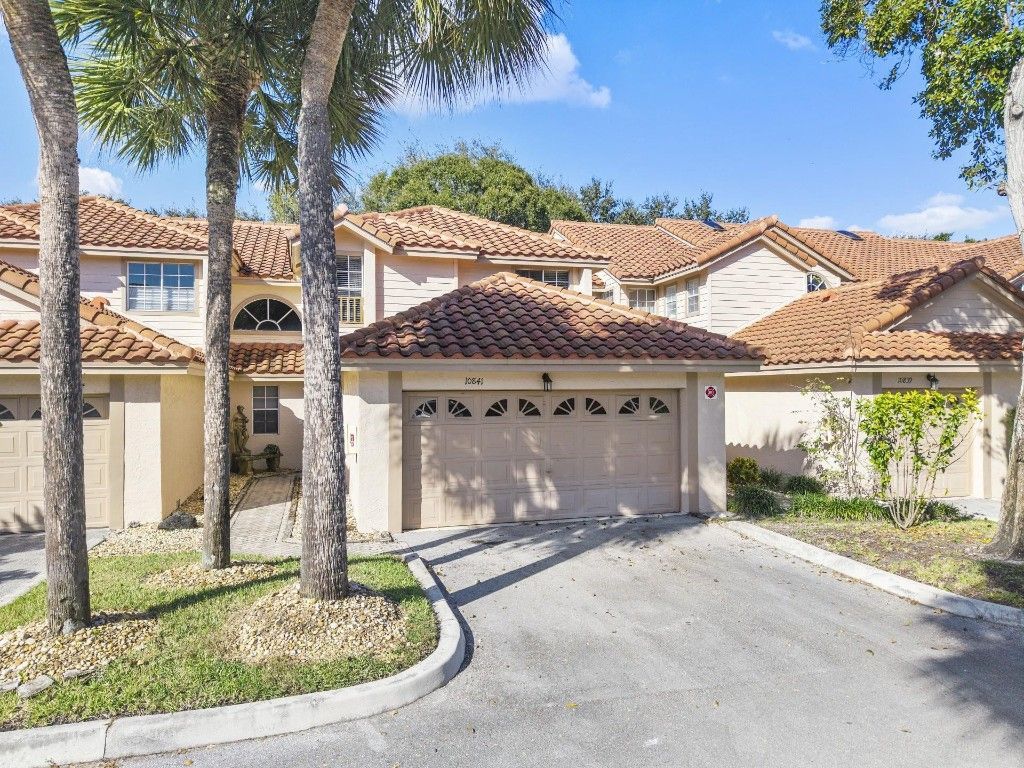 10841 Cypress Glen Drive, Unit 10841, Coral Springs, FL 33071 Photo