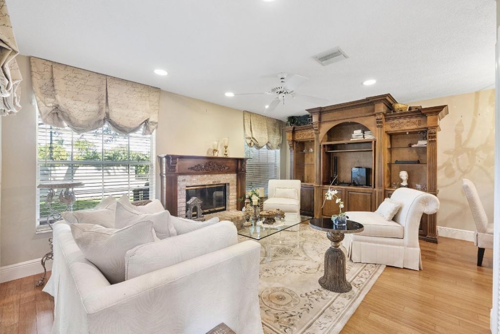 10841 Cypress Glen Drive, Unit 10841, Coral Springs, FL 33071 Photo