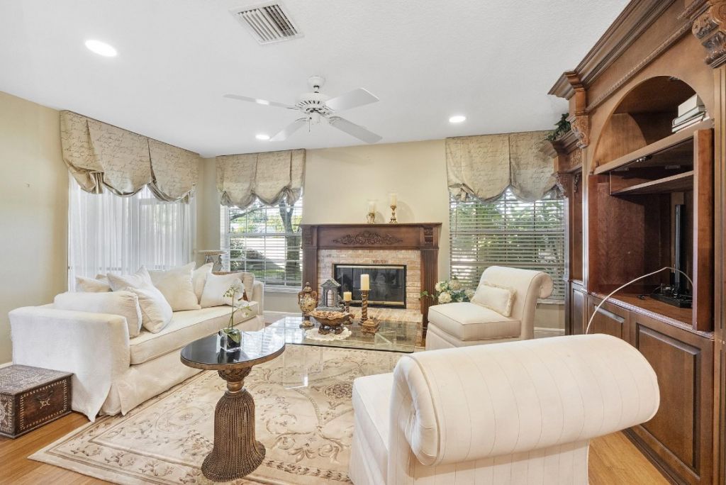 10841 Cypress Glen Drive, Unit 10841, Coral Springs, FL 33071 Photo