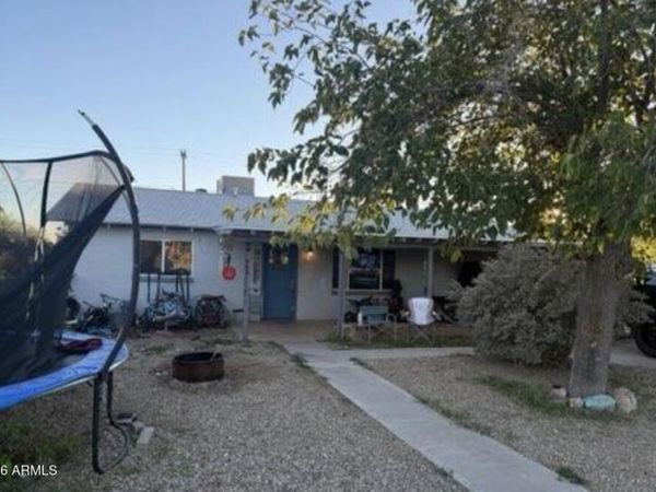 252 DEBS Circle, Morristown, AZ 85342