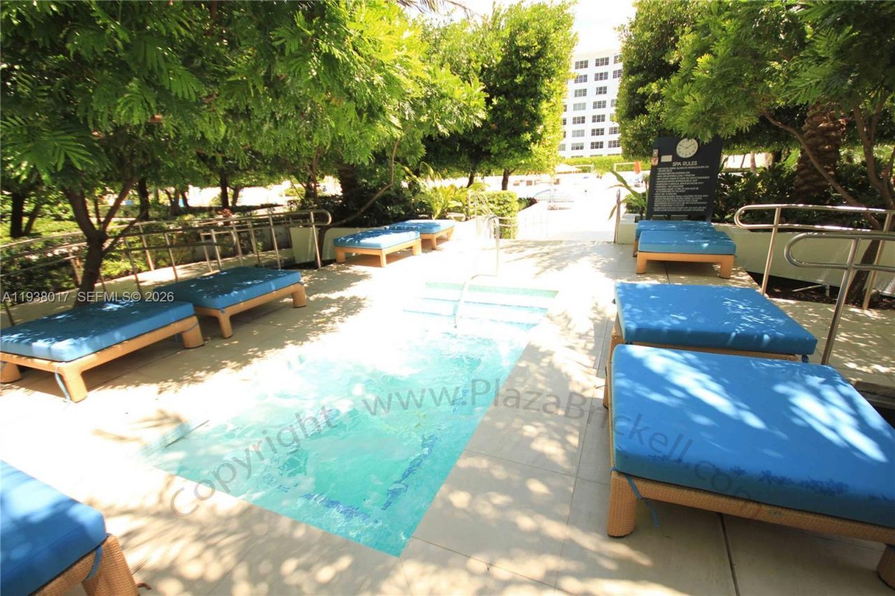 950 Brickell Bay Drive , Unit 5505, Miami, FL 33131 Photo