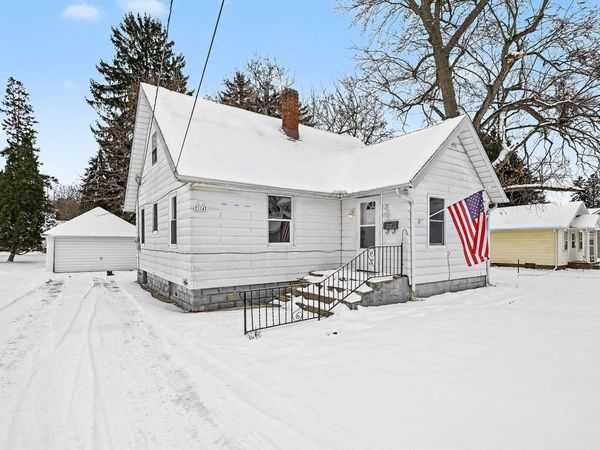 314 Chippewa Street, Buchanan, MI 49107