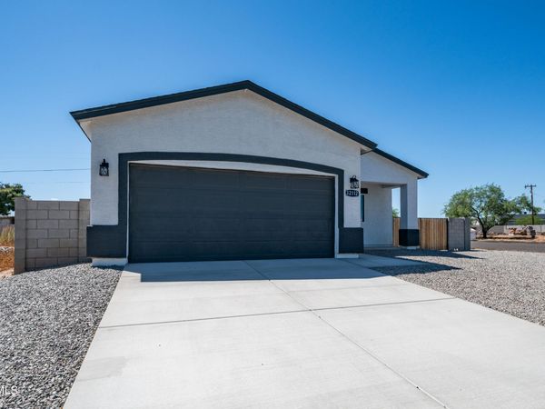 32112 W PALO VERDE Street, Wittmann, AZ 85361