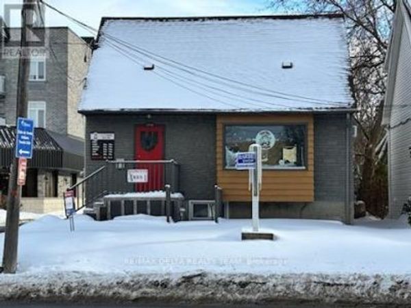 2790 ST JOSEPH Boulevard, Ottawa, ON K1C1G5