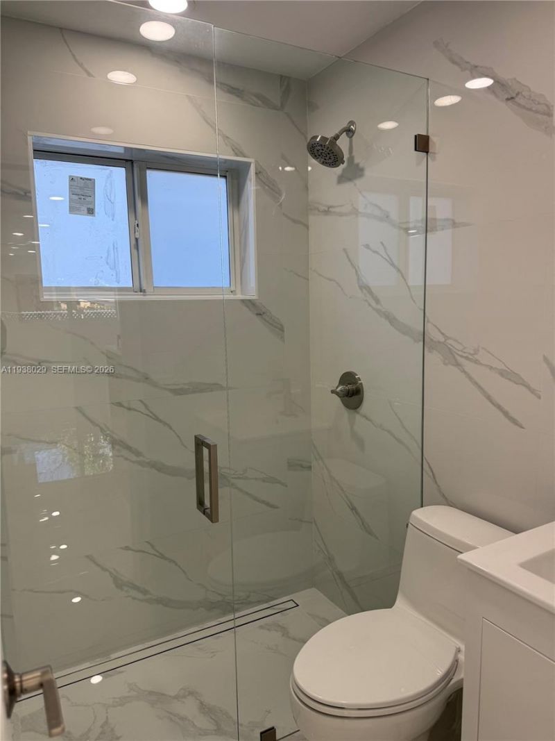 6091 SW 64th Ter, South Miami, FL 33143 Photo