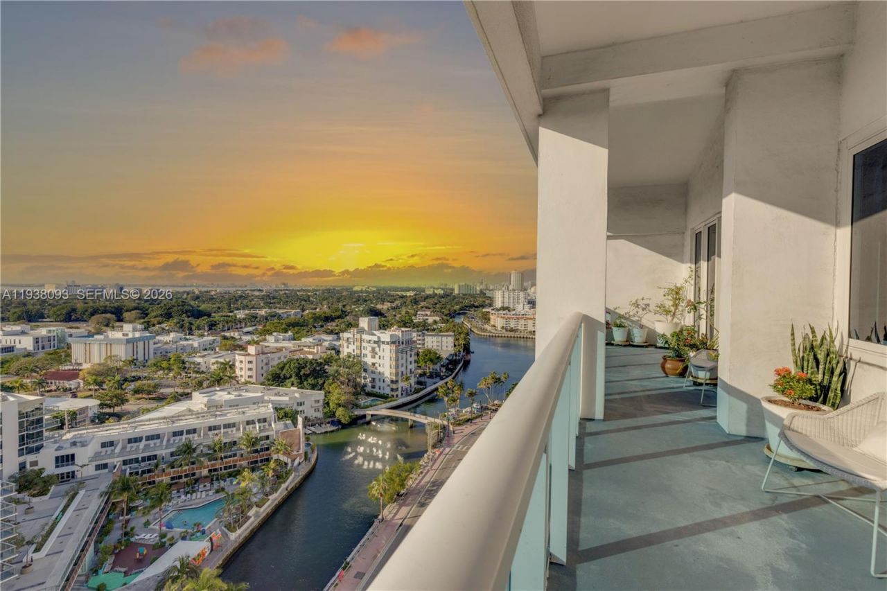2301 Collins Ave, Unit PENTHOUSE-, Miami Beach, FL 33139 Photo