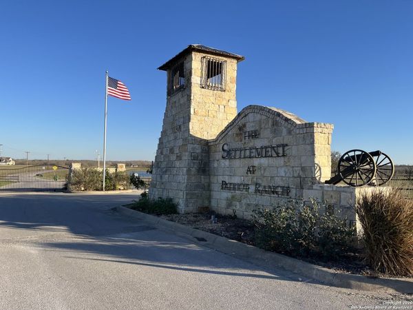 445 powder, Luling, TX 78648