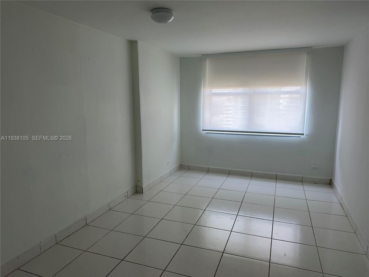 6039 Collins Ave, Unit 1434, Miami Beach, FL 33140 Photo