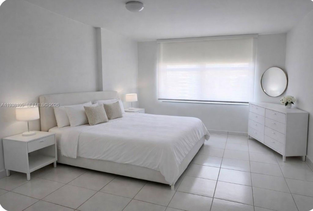 6039 Collins Ave, Unit 1434, Miami Beach, FL 33140 Photo