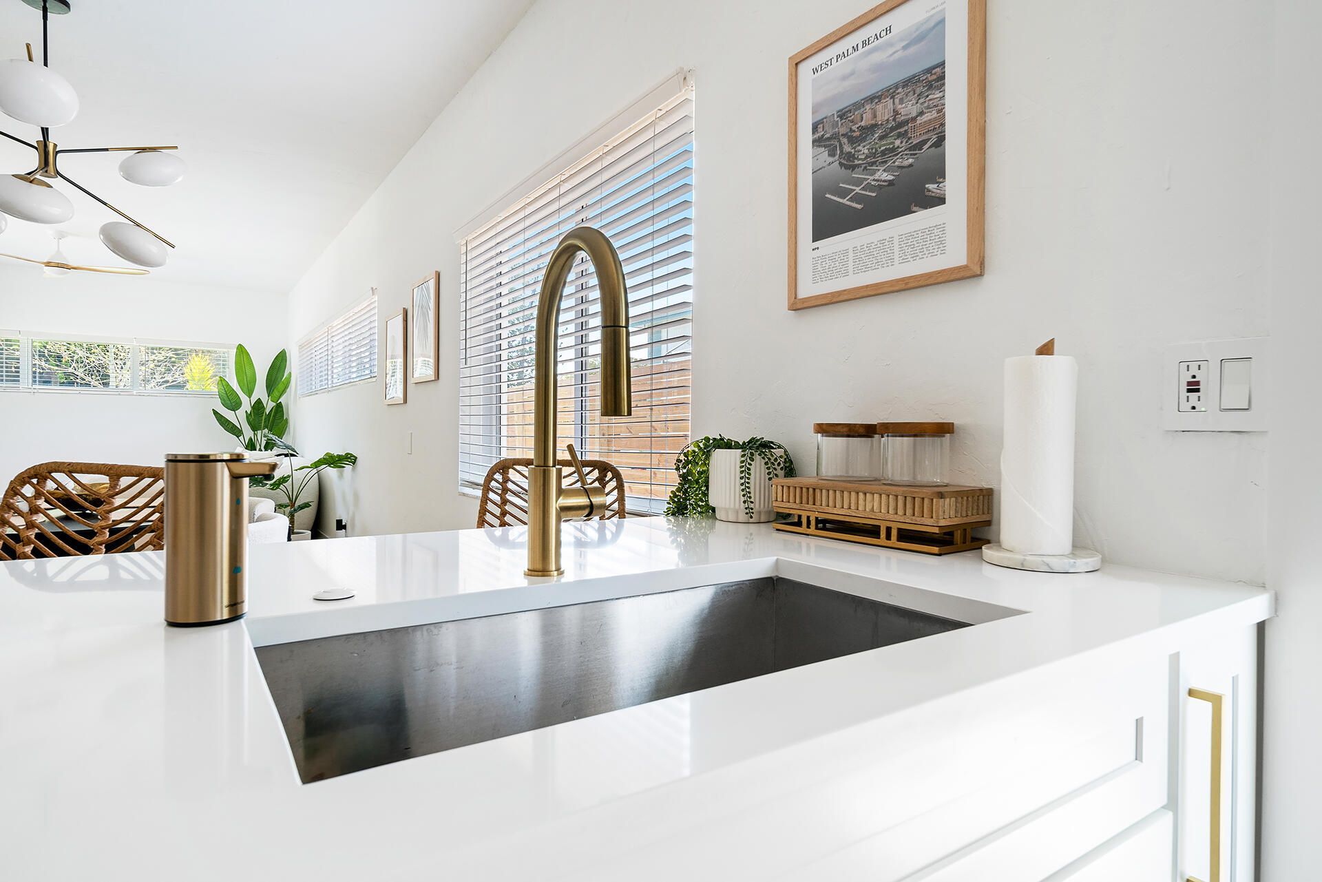 3300 Westview Avenue, West Palm Beach, FL 33407 Photo