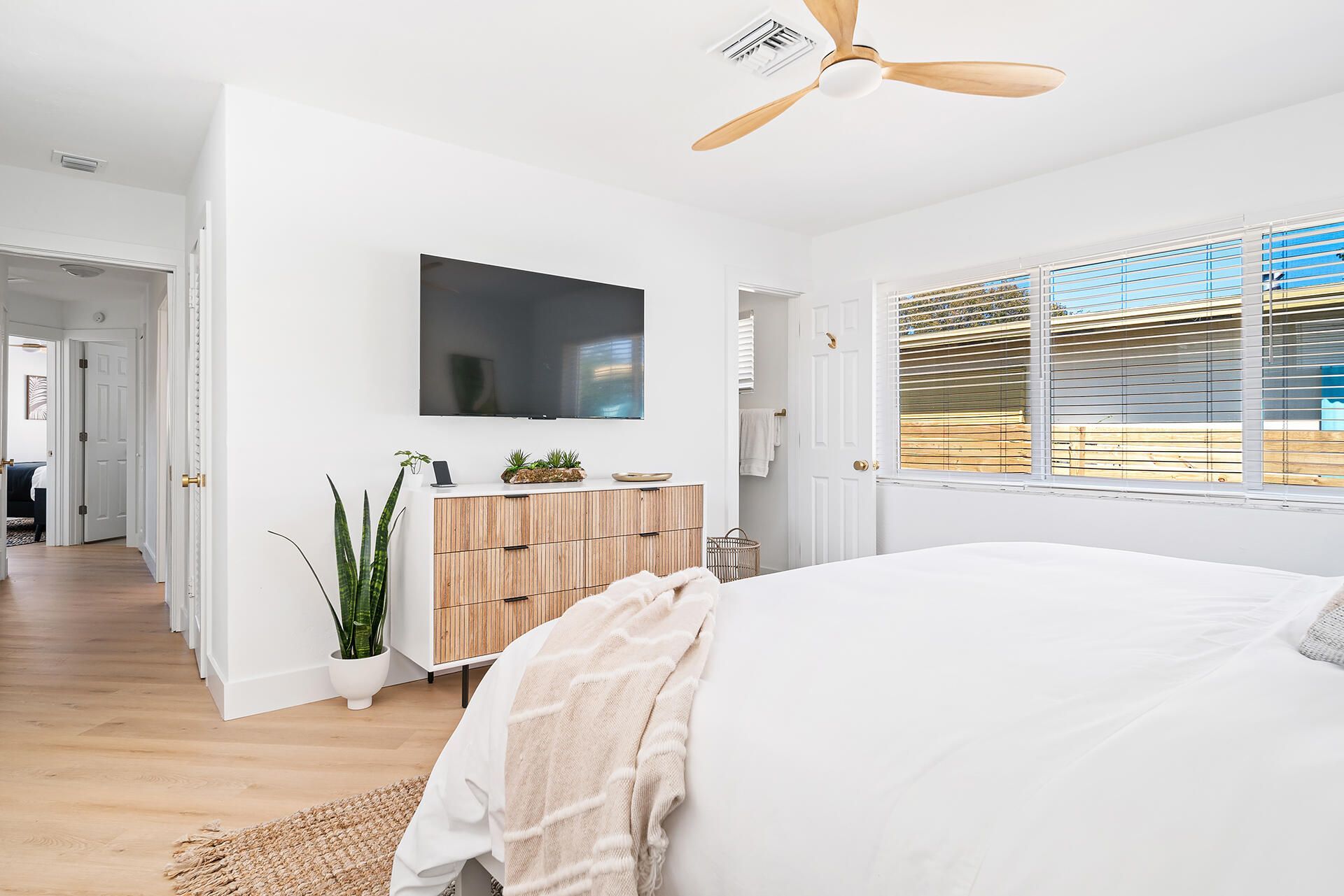 3300 Westview Avenue, West Palm Beach, FL 33407 Photo