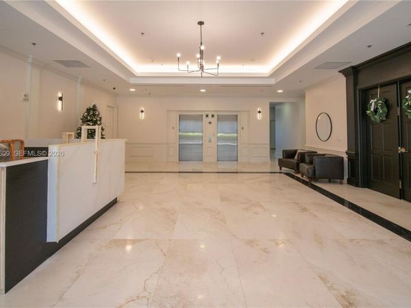 2665 SW 37th Ave, Unit 808, Miami, FL 33133