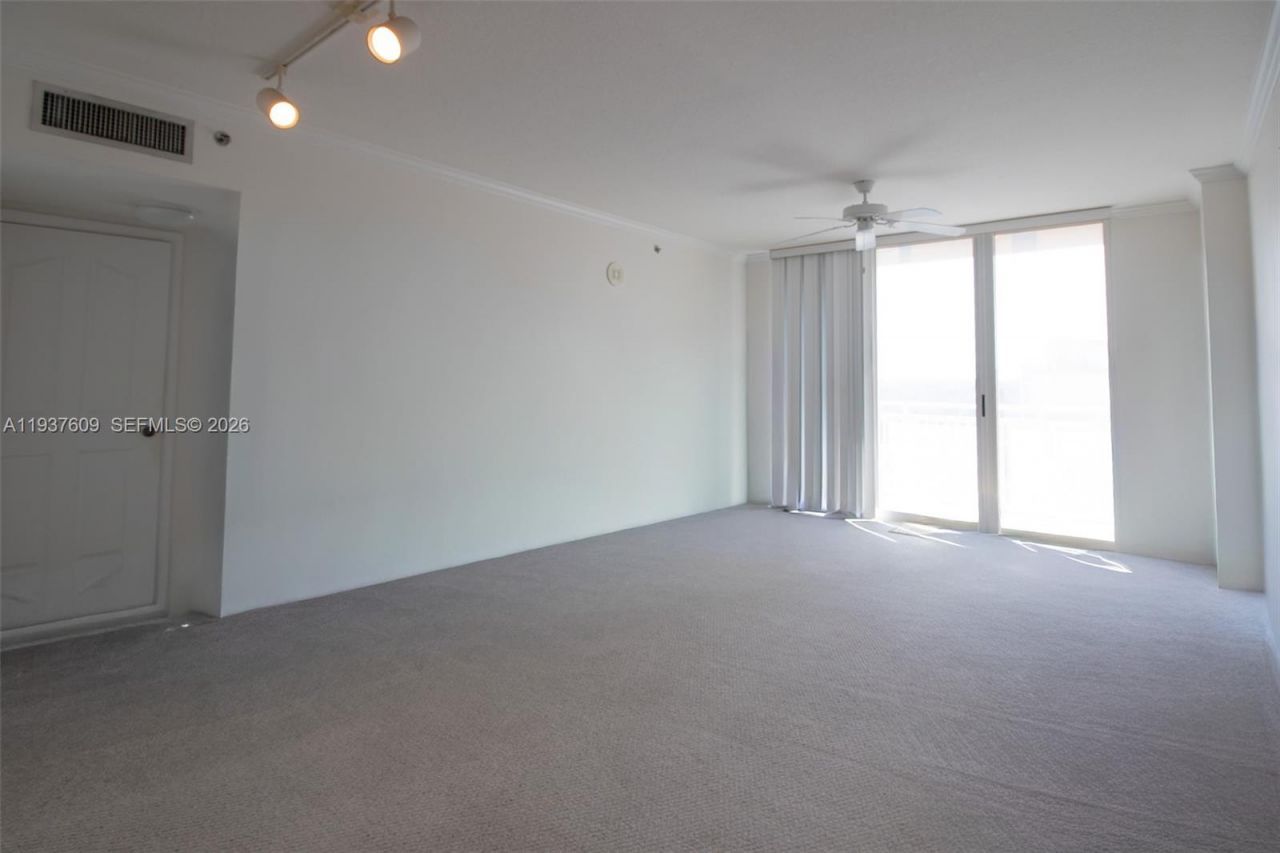 2665 SW 37th Ave, Unit 808, Miami, FL 33133 Photo