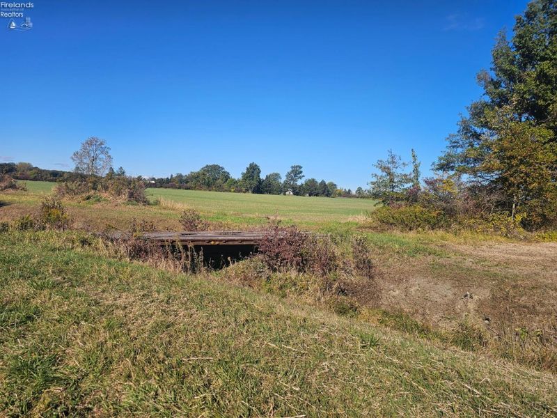 1 S Mud Creek Road, Oak Harbor, OH 43449 Photo 5