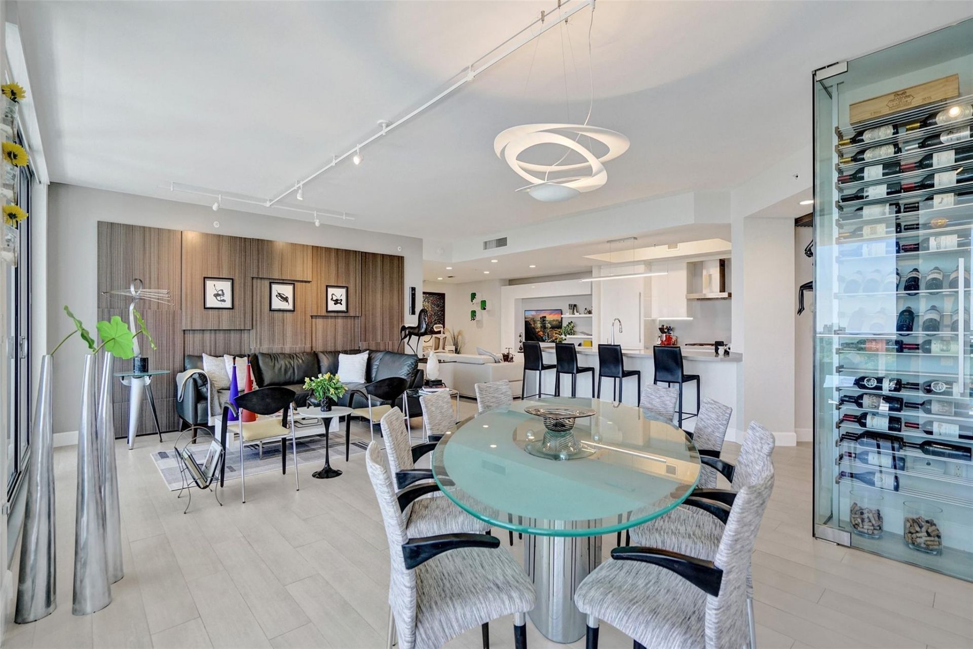 1180 N Federal Highway, Unit 804, Fort Lauderdale, FL 33304 Photo