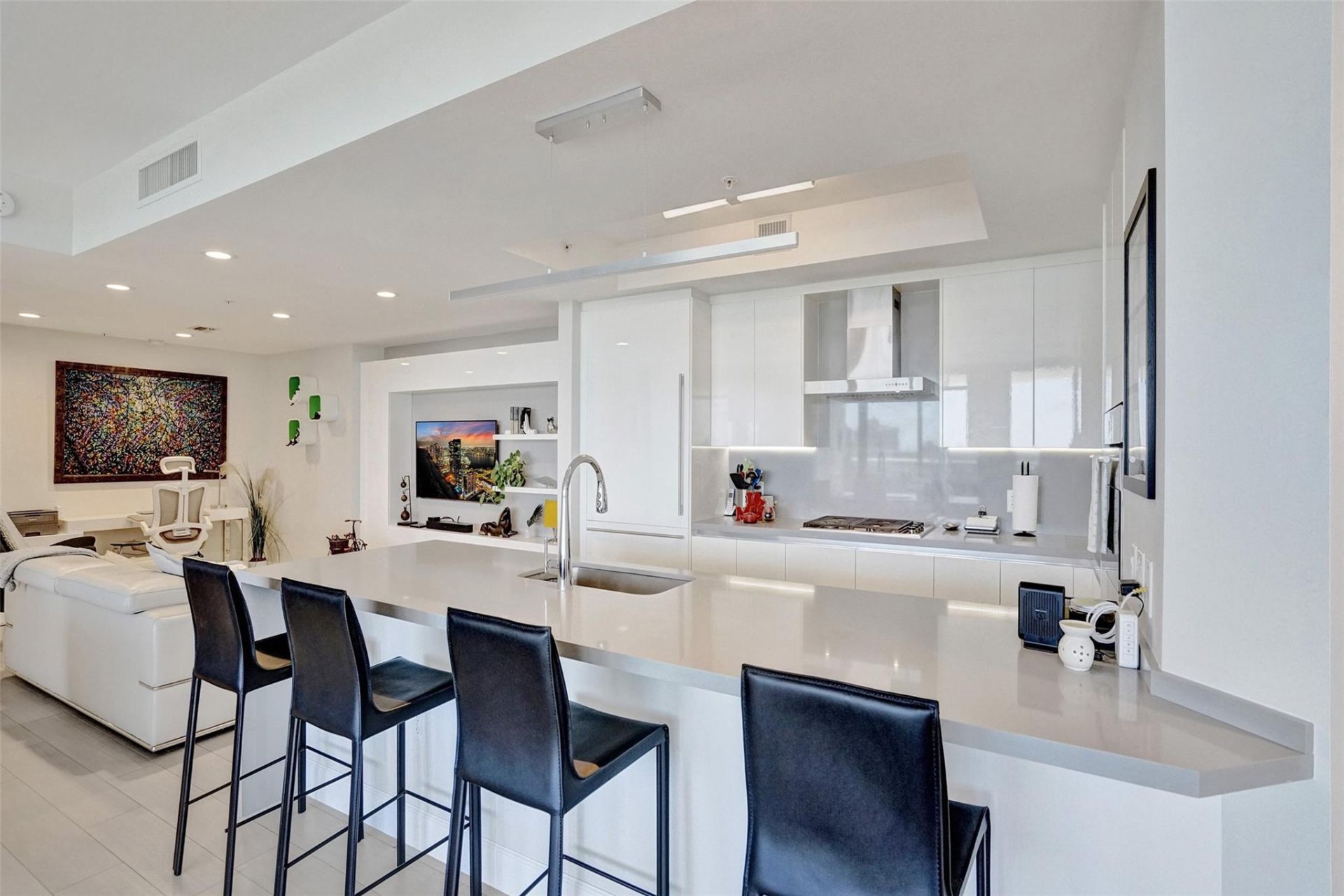 1180 N Federal Highway, Unit 804, Fort Lauderdale, FL 33304 Photo