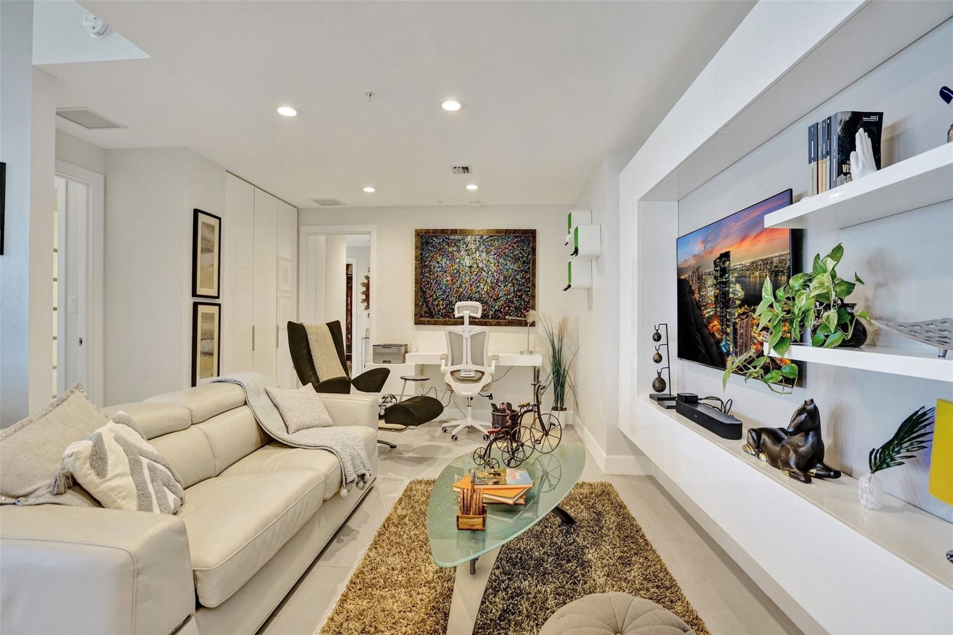 1180 N Federal Highway, Unit 804, Fort Lauderdale, FL 33304 Photo