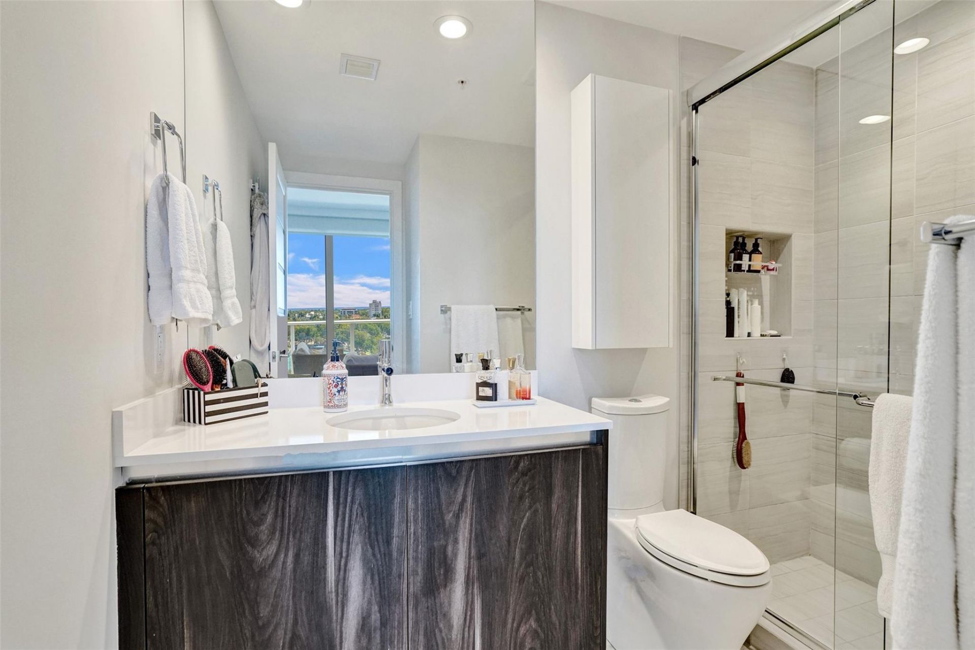 1180 N Federal Highway, Unit 804, Fort Lauderdale, FL 33304 Photo