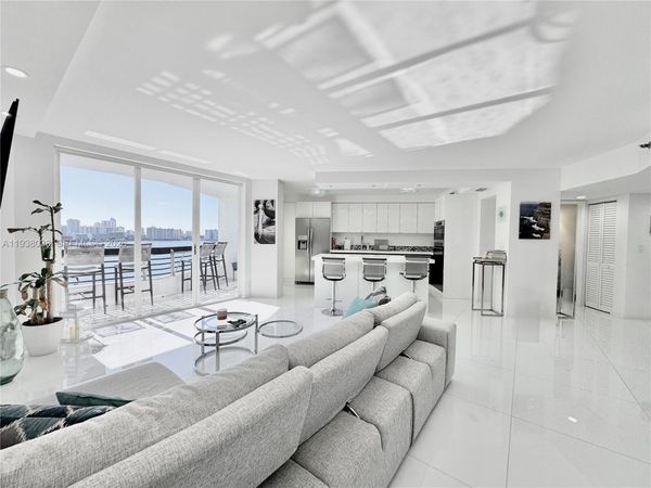 3600 Mystic Pointe Dr, Unit 1115, Aventura, FL 33180