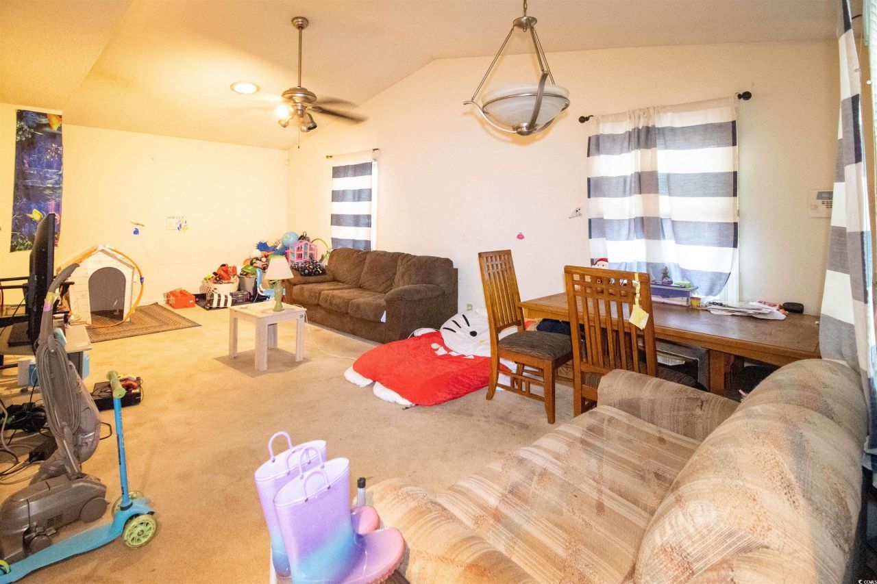 41 Channing Dr. Photo 6