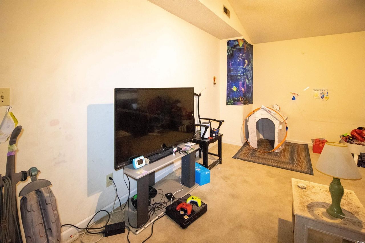 41 Channing Dr. Photo 8