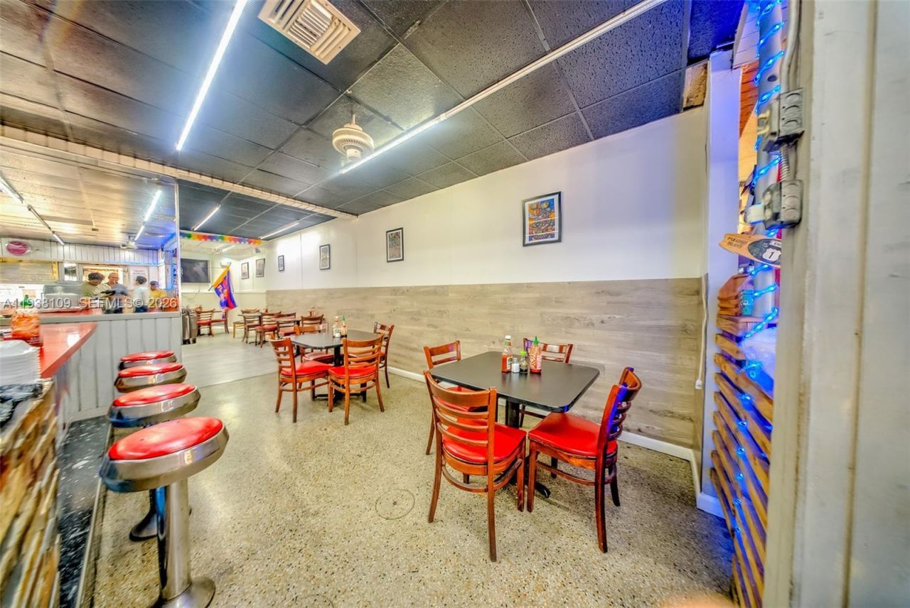 1910 SW 1st St , Miami, FL 33135 Photo