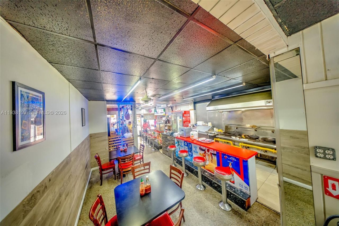 1910 SW 1st St , Miami, FL 33135 Photo