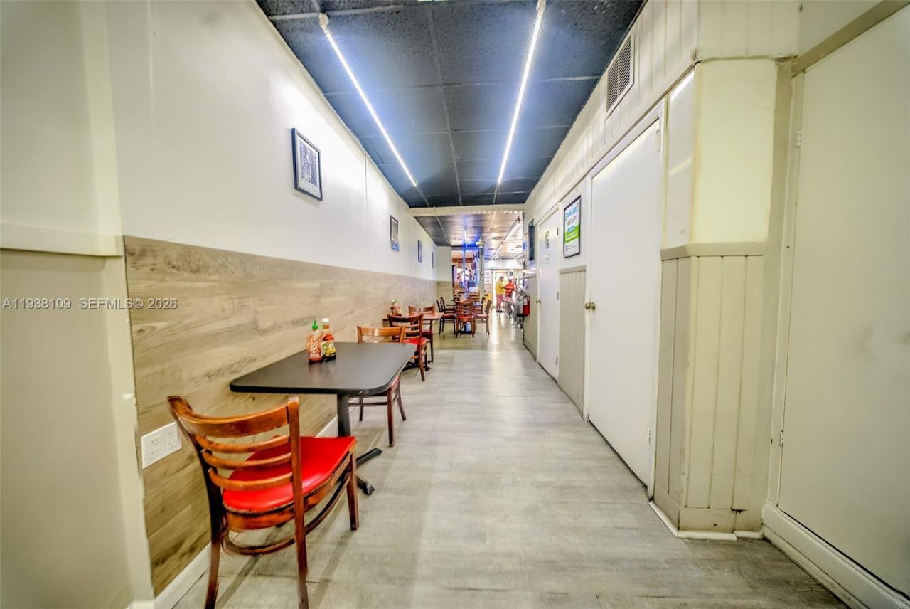 1910 SW 1st St , Miami, FL 33135 Photo