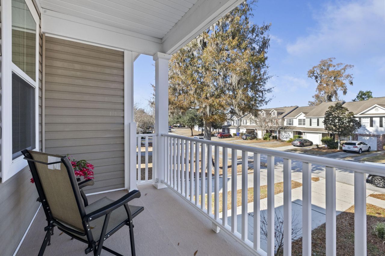 135 Larissa Drive Photo 34