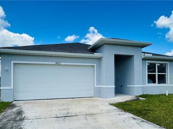 3802 3rd ST SW, LEHIGH ACRES, FL 33976