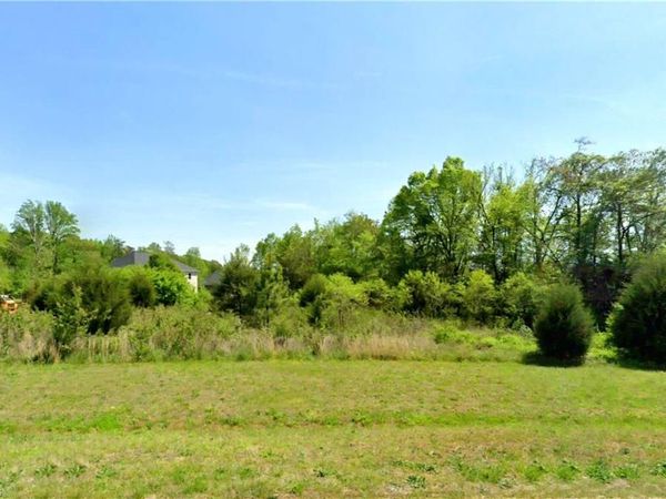 1437 Loch Lomond Drive, Summerfield, NC 27358