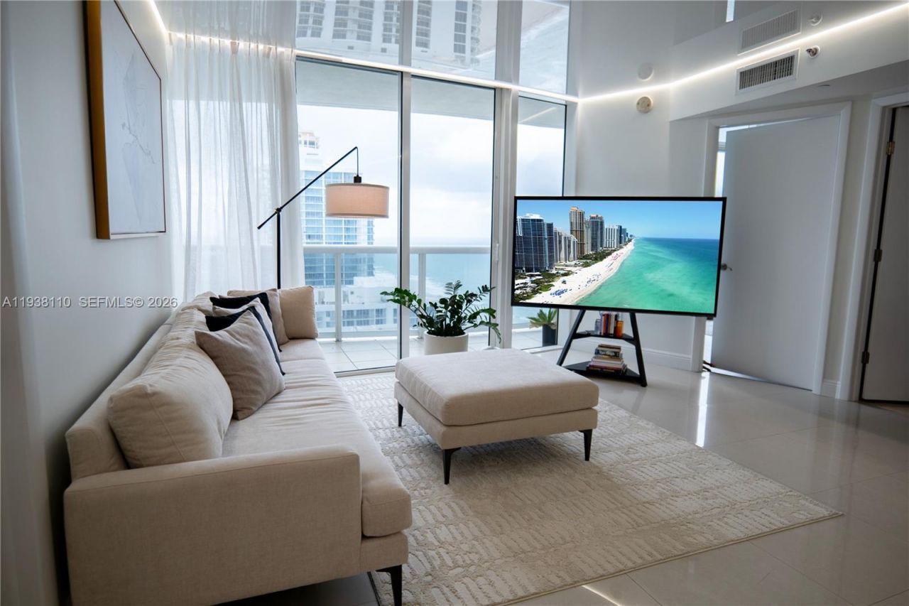 17201 Collins Ave, Unit 3502, Sunny Isles Beach, FL 33160 Photo