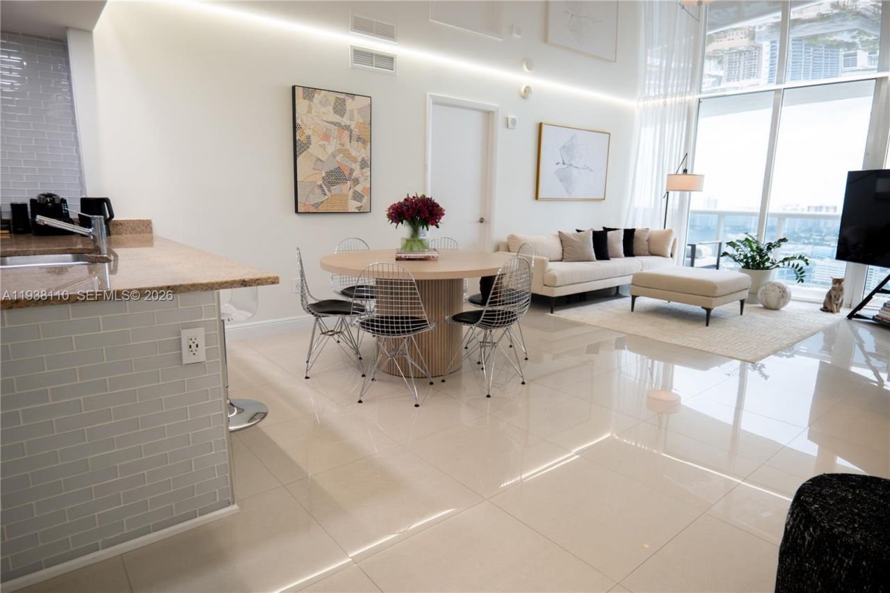 17201 Collins Ave, Unit 3502, Sunny Isles Beach, FL 33160 Photo