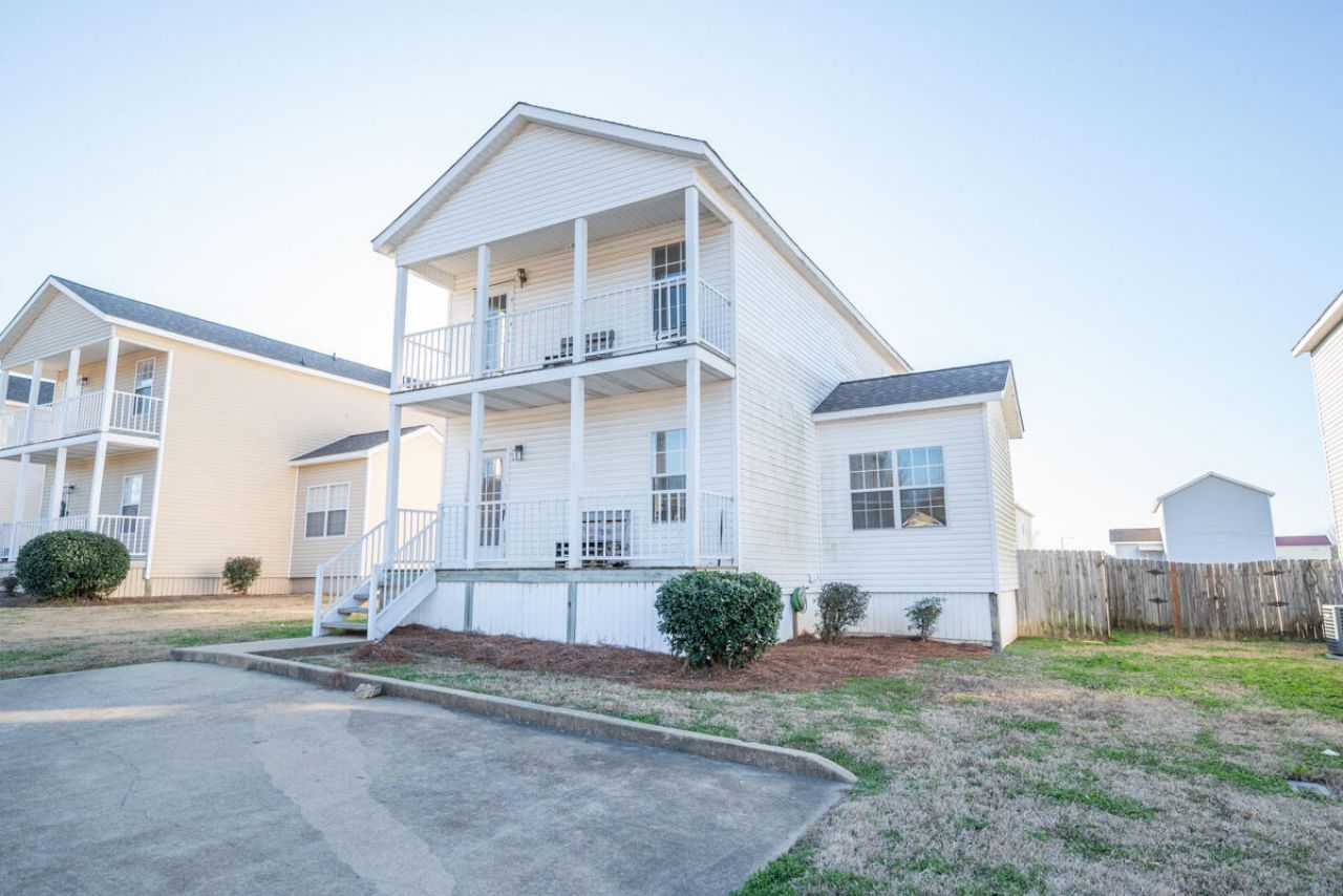 212 John Wesley Dr, Starkville, MS 39759 Main Photo