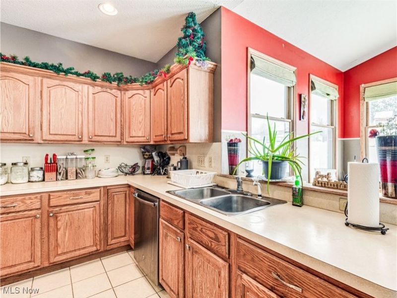 1130 Brynmar Lane, Medina, OH 44256 Photo 3