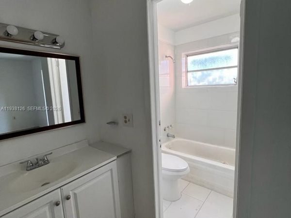 20520 NW 15th Ave , Unit 221, Miami Gardens, FL 33169