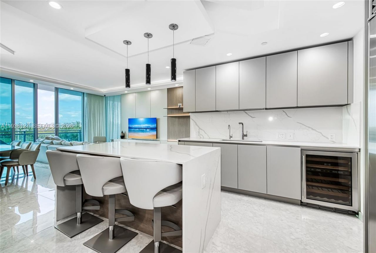 10295 Collins Ave , Unit 306, Bal Harbour, FL 33154 Photo
