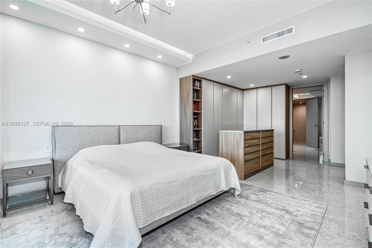 10295 Collins Ave , Unit 306, Bal Harbour, FL 33154 Photo