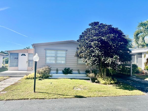 6741 NW 44th Way, Unit Lot T-11, Coconut Creek, FL 33073