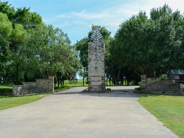 1183 Beacon Shore , Kemp, TX 75143