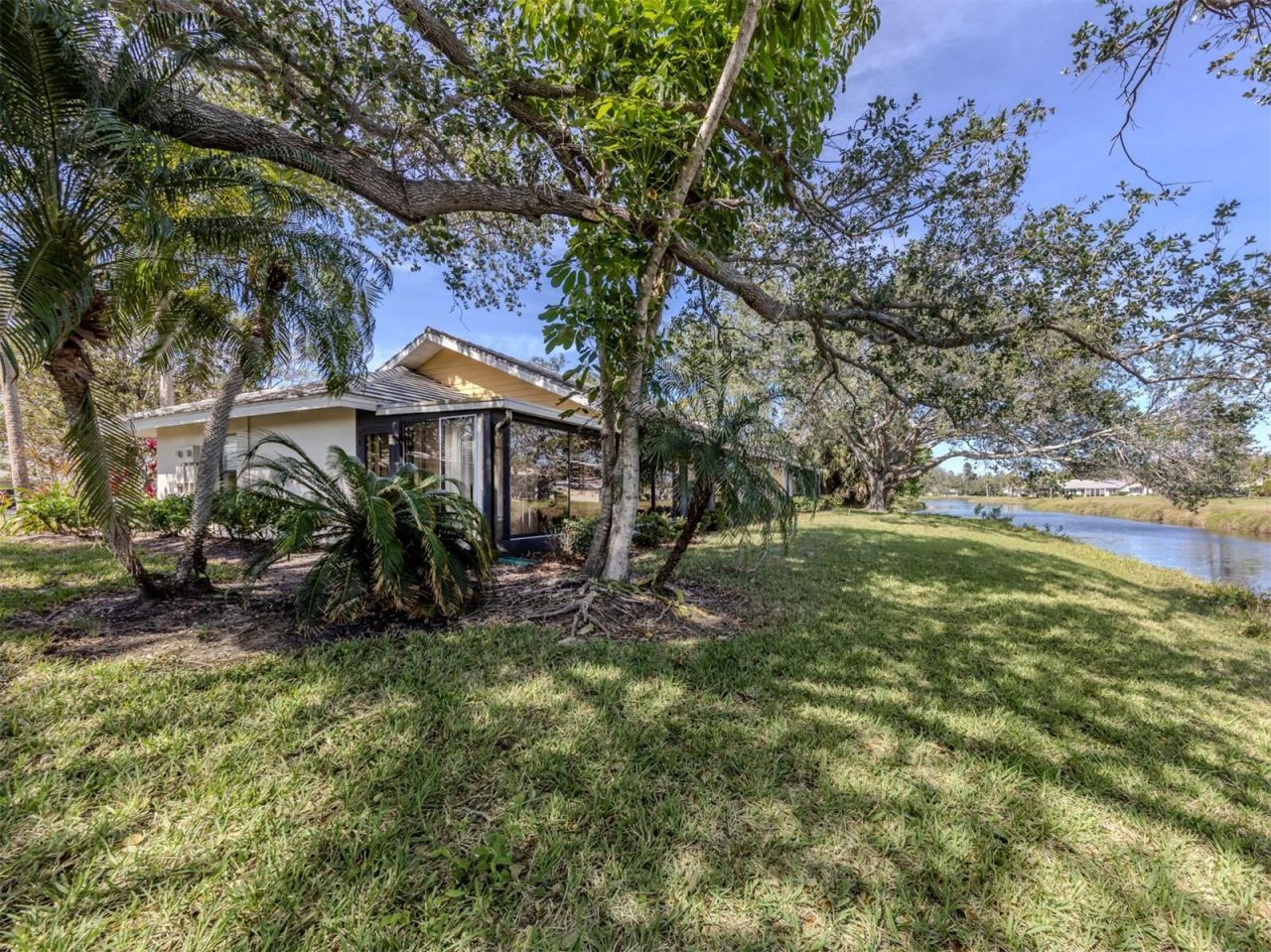268 Southampton Drive, Unit 309, Venice, FL 34293 Photo