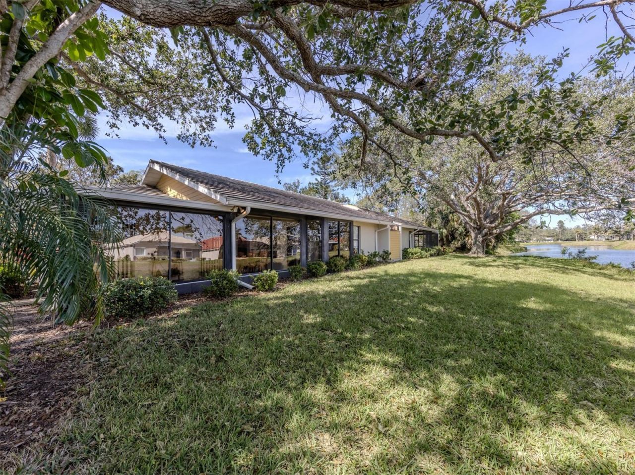 268 Southampton Drive, Unit 309, Venice, FL 34293 Photo