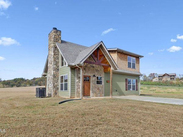 3871 Holders Grove Road, Cosby, TN 37722